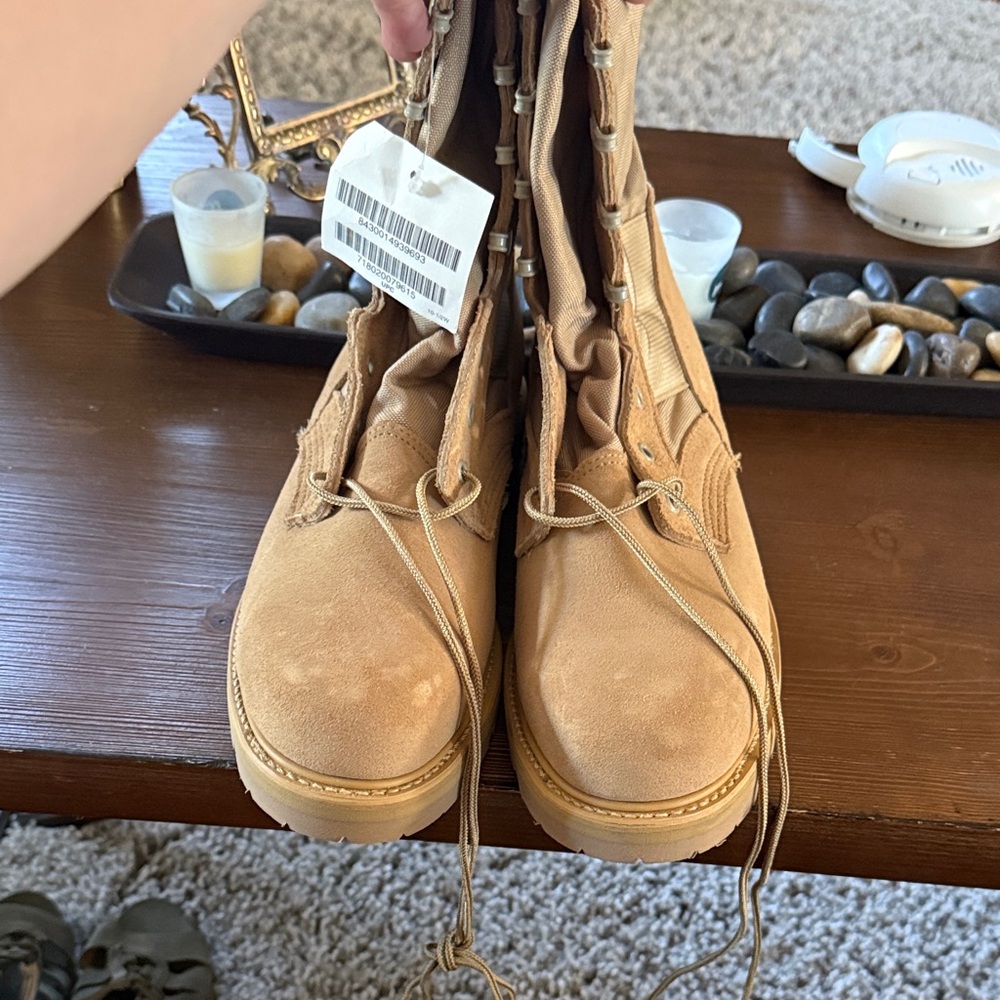 Vibram Beige Sole Boots